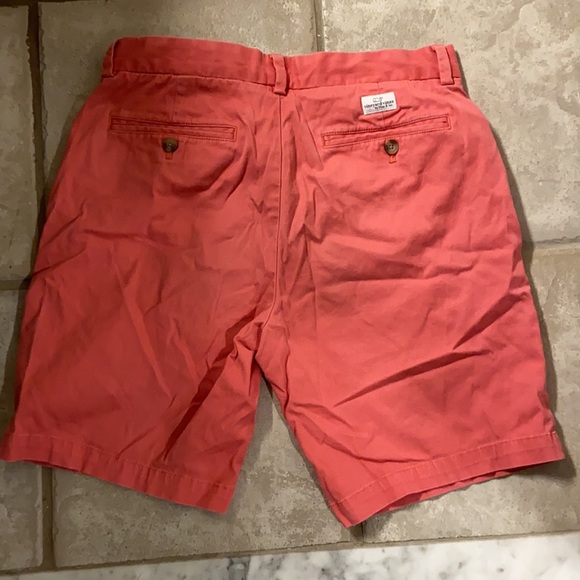 Vineyard Vines Breaker Shorts - Picture 3 of 3